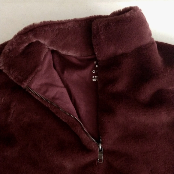 NEW! Faux Fur Quarter Zip Pullover Sweatshirt, Burgundy - A New Day - Picture 7 of 10